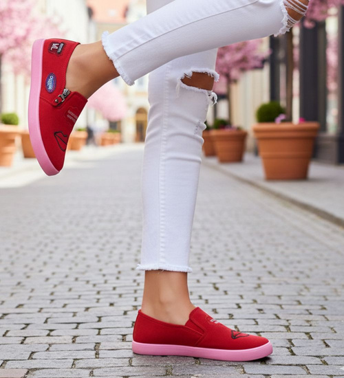 Zamszowe czerwone trampki slip on /D4-3 8425 S098/