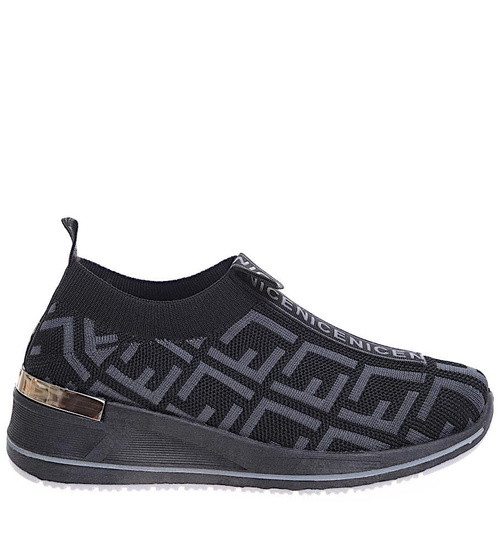 Wsuwane elastyczne czarne buty sportowe /D3-2 16050 T184/