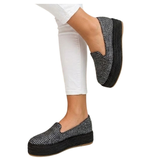 Czarne wsuwane półbuty espadryle na platformie /C5-1 17227 G9-84/