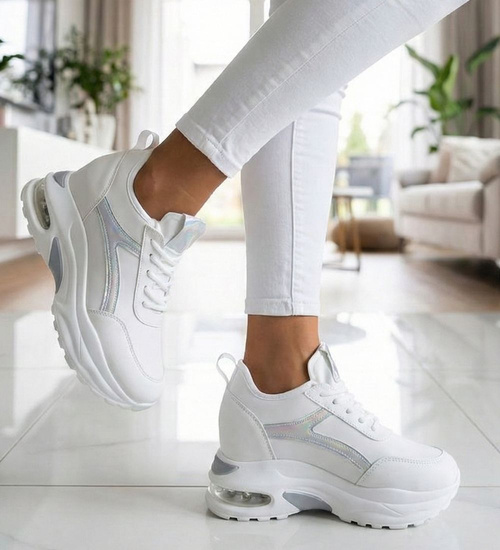 Białe trampki sneakersy na niskim koturnie /G1-2 13191 T802/