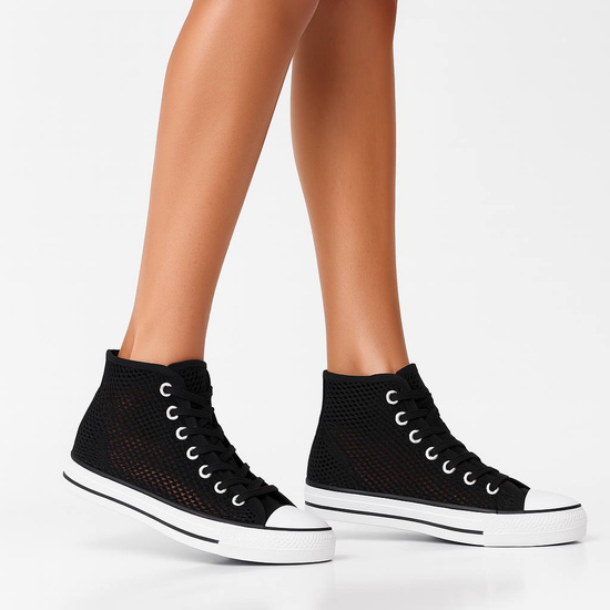 Ażurowe sznurowane trampki damskie Czarne /F1-1 16331 G9-84/