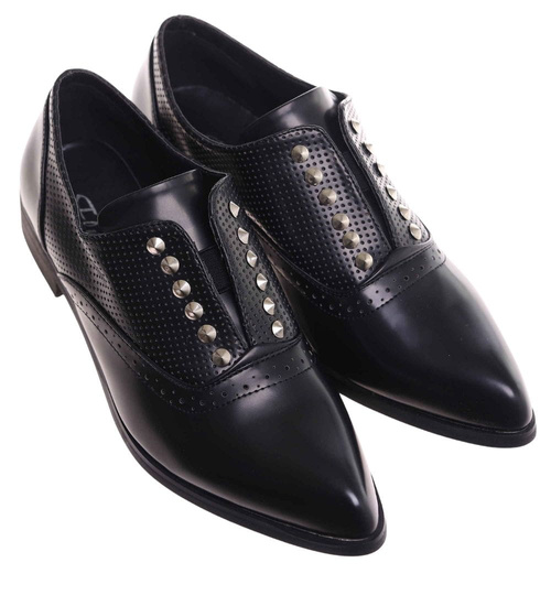 Ażurowe czarne półbuty oxfordy /J4-3 13326 T131 H2/