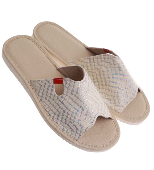 Odkryte kapcie damskie Złote /E7-1 17644 S165/