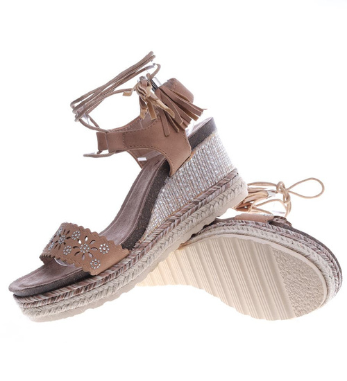 Camelowe sandały na koturnie i platformie /D8-3 14057 S291/