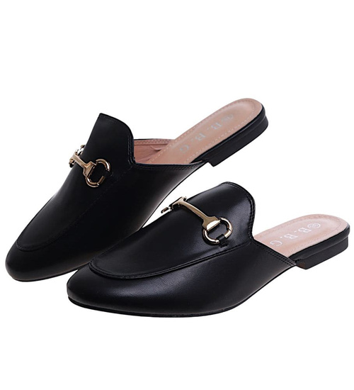 Czarne klapki na płaskim obcasie /B5-2 14173 T138/