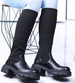 Czarne kozaki damskie na platformie z elastyczną cholewką / A1-2 15309 T792/