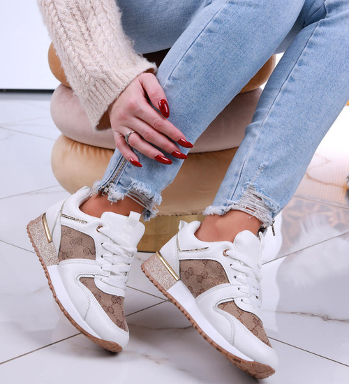 Sznurowane sneakersy na niskim koturnie /G1-2 13229 T502/