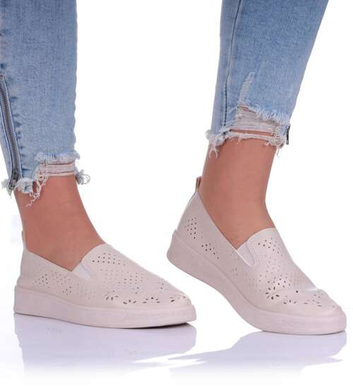 Beżowe ażurowe półbuty damskie /E9-3 17264 W187/