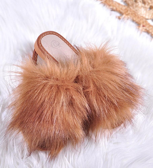 Klapki z futerkiem Jasny brąz  /A5-1 10860 S197/