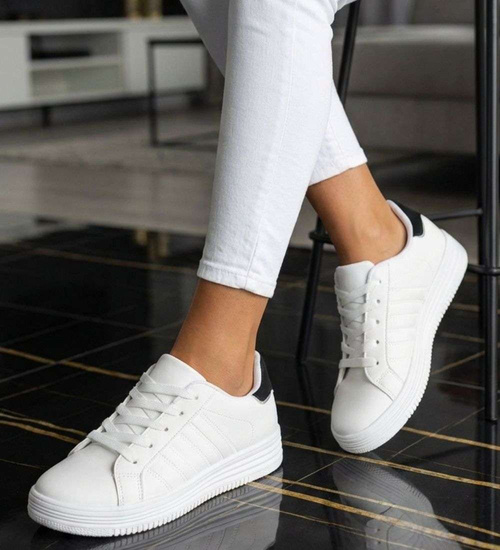 Białe buty trampki damskie na niskiej platformie /A6-2 18659 T2/