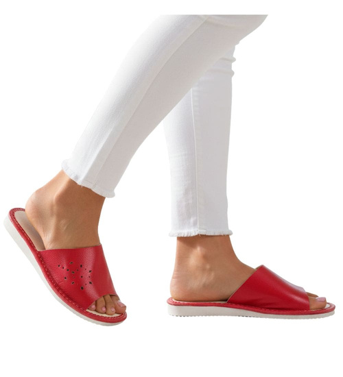 Czerwone domowe klapki kapcie /F4-1 15605 T8-5//