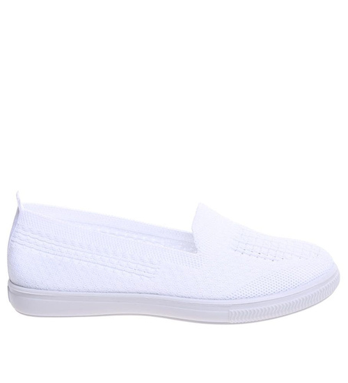 Materiałowe ażurowe białe wsuwane półbuty damskie /G9-3 15945 T136/