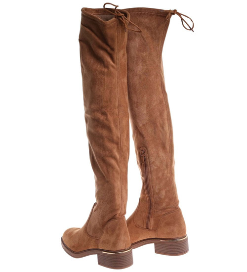 Karmelowe kozaki na płaskim obcasie /F5-2 18416 W477/