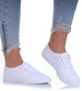 Białe klasyczne tenisówki z tkaniny /B4-2 17232 T223/