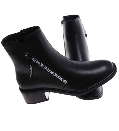 Czarne botki z wysoką cholewką /F1-3 18077 T333/