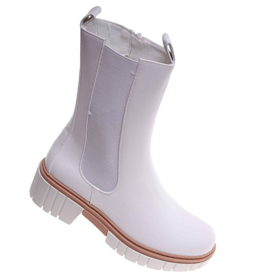 Białe wysokie botki sztyblety na platformie /D9-1 18217 T212/