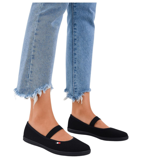 Czarne wsuwane balerinki tenisówki czeszki /G13-1 15770 T292/