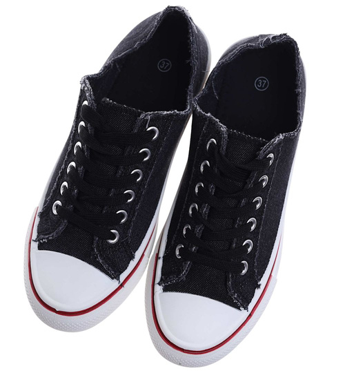 Klasyczne czarne trampki sznurowane /G7-2 18122 T152/