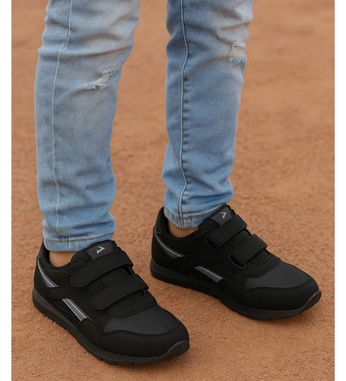 Sportowe czarne buty chłopięce na rzepy /D3-1 18124 T389/