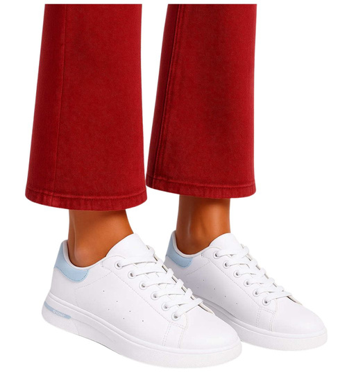 Białe damskie trampki z błękitnymi dodatkami /B2-3 16060 T198/