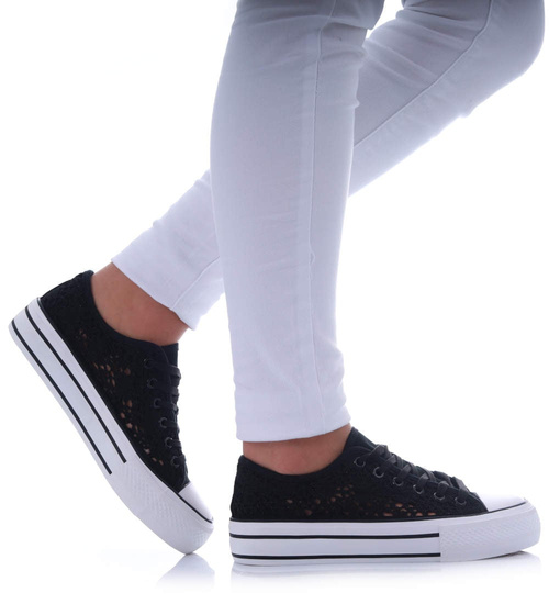 Koronkowe czarne trampki damskie na platformie /E9-2 17466 H2 G230/