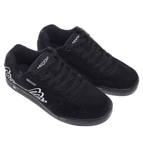 Sznurowane czarne trampki damskie z napisem ost507