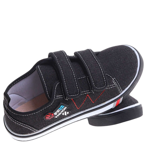 Chłopięce czarne tenisówki na rzepy ze skórzaną wkładką /B7-2 16815 T238/