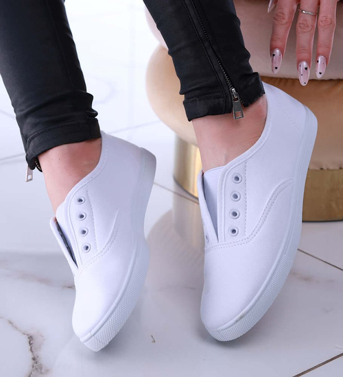 Wsuwane białe tenisówki /G12-2 13387 T233/