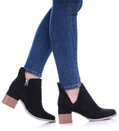 Czarne damskie botki na klocku /E8-3 6529 T292/