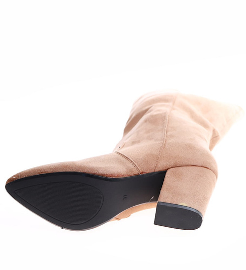 Klasyczne beżowe kozaki na obcasie z zamszu /C5-3 16896 G483 +H2/