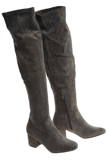 Oliwkowe kozaki muszkieterki na niskim obcasie /D4-3 18442 T386/