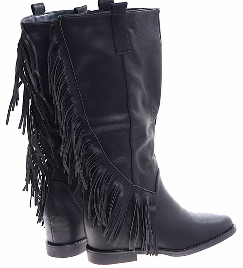 Czarne kozaki z frędzlami na niskim koturnie wsuwane /H2 14903 G285/