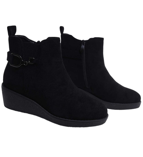 Zamszowe botki damskie na koturnie Czarne /A2-2 18325 W480/