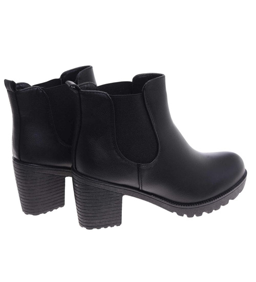 Czarne wsuwane botki na obcasie /G5-2 18241 T300/