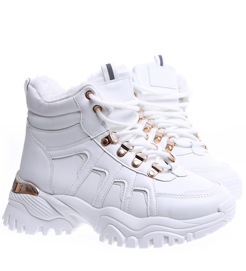 Zimowe śnigowce w sportowym stylu / A9-2 15308 T683/