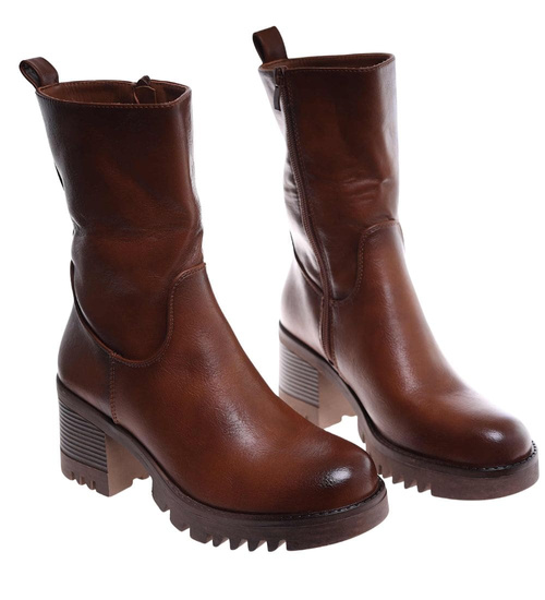 Brązowe botki na niskim obcasie /F10-2 18085 T400/