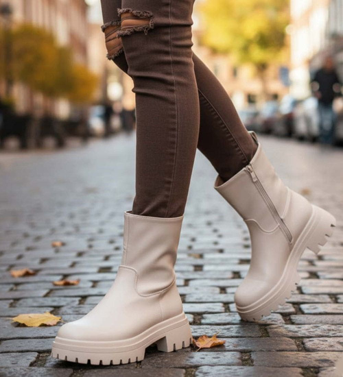 Beżowe botki workery na platformie /A2-2 18504 T288/