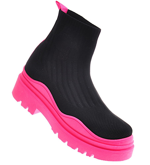 Damskie botki na grubej podeszwie Black/Fushia /D5-2 10757 T695/
