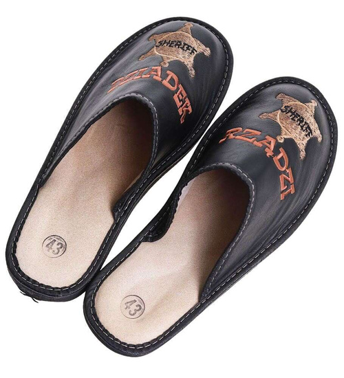 Skórzane kapcie męskie na prezent Dziadek Rządzi /C1-1 6642 S196/