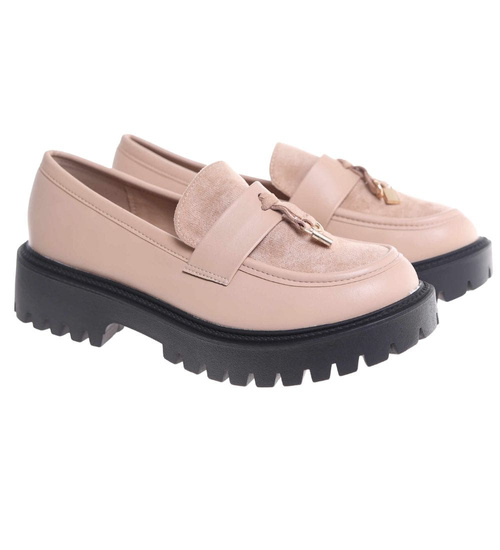 Beżowe półbuty mokasyny z przywieszką /i4-3 18623 W147/