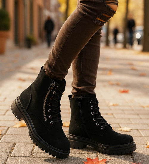 Czarne sznurowane botki trapery zamszowe /G8-3 18503 T444/