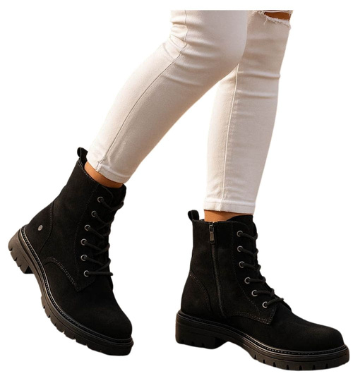 Czarne wiązane botki trapery na platformie /C4-3 18281 W600/