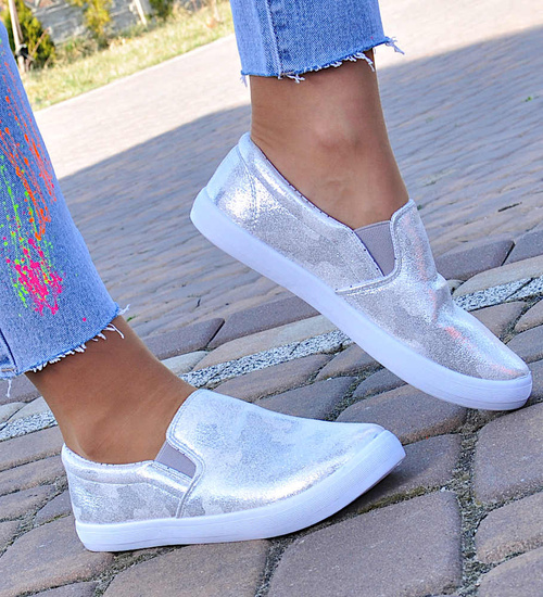 Wsuwane srebrne trampki slip on /G2-3 11195 T108/