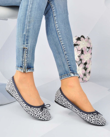 Balerinki w panterkę z kokardką GRANATOWE /G2-2 2999 S191/