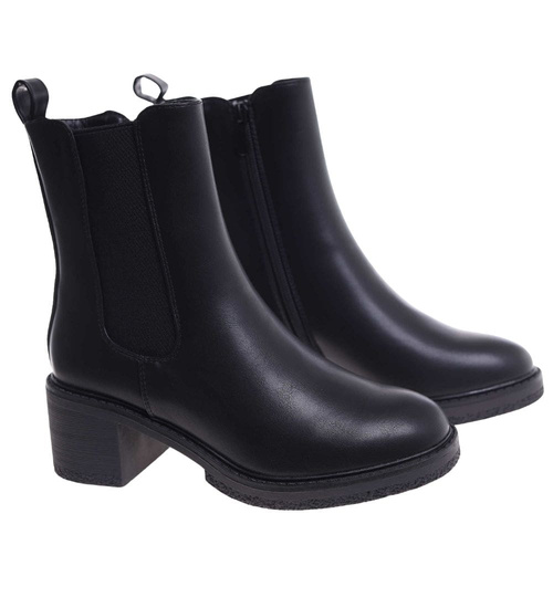 Czarne botki damskie na grubym obcasie /A10-3 18395 W259/