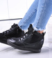 Czarne sneakersy damskie na koturnie /G6-2 12819 T796/