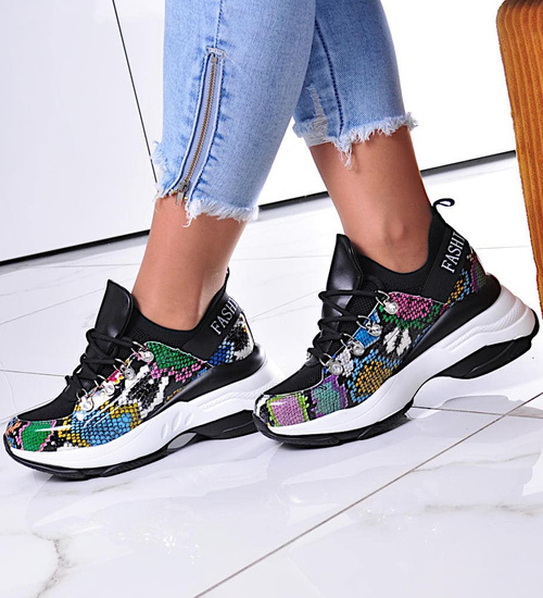 Damskie buty sportowe na platformie Czarne /G8-2 12392 S394/ 