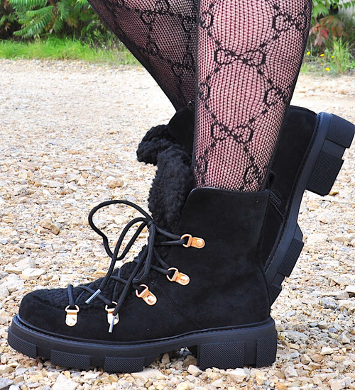 Wysokie botki sztyblety z obszytym kożuszkiem Czarne /G7-3 12599 T916/