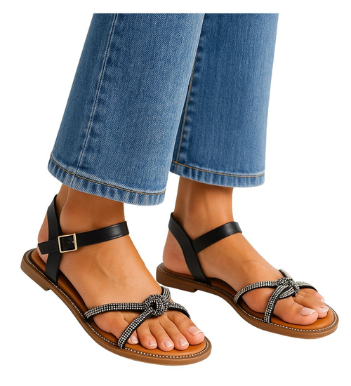 Czarne sandały na płaskim obcasie z cyrkoniami /G2-2 16304 T282/