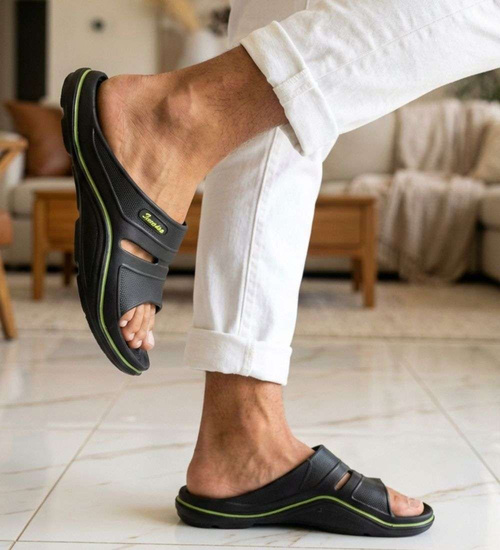 Plażowe klapki męskie czarne wodoodporne /F6-1 18693 T193/